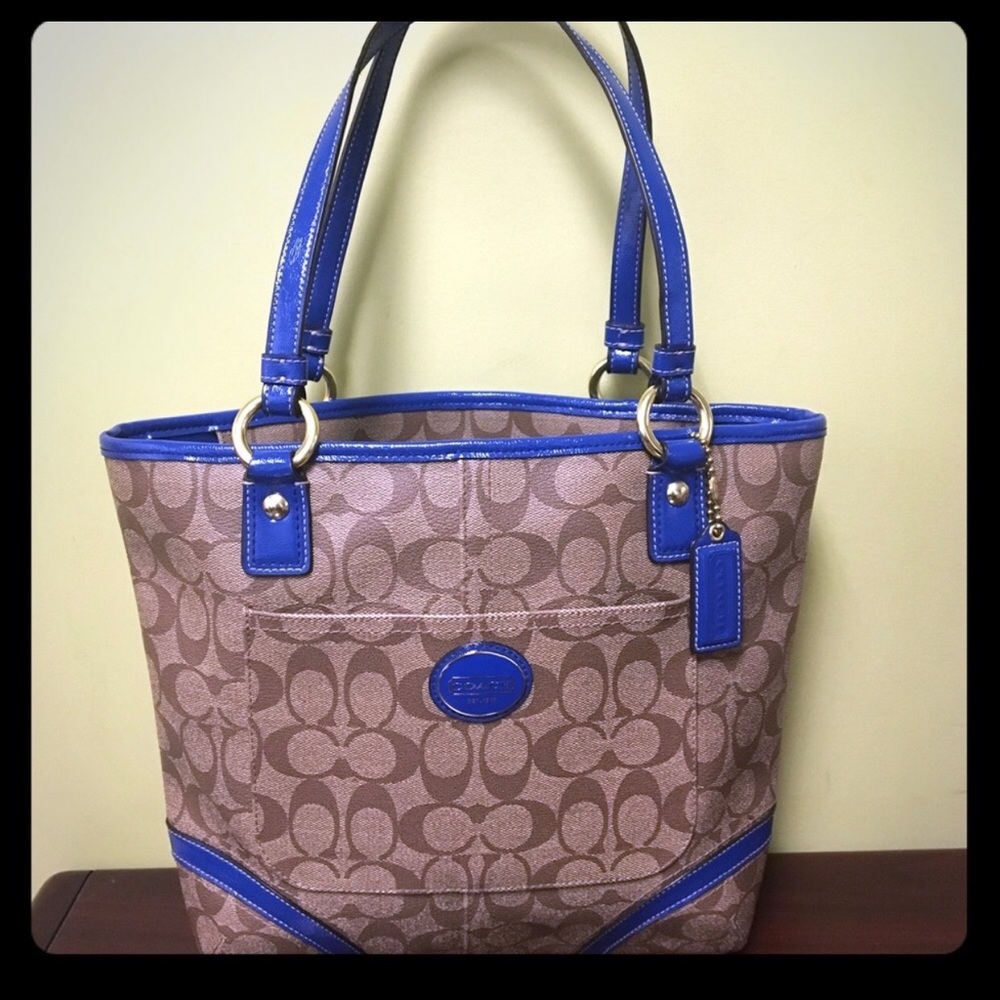 🌹COACH 🌹 Authentic City Tote